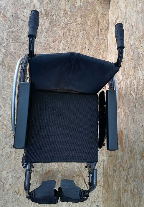 Wózek inwalidzki Vermeiren V500 active