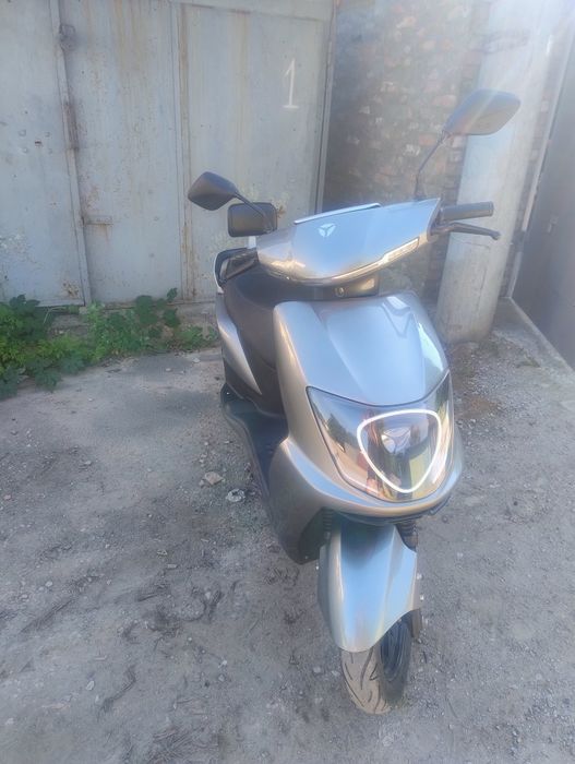 Продаж електромопеда