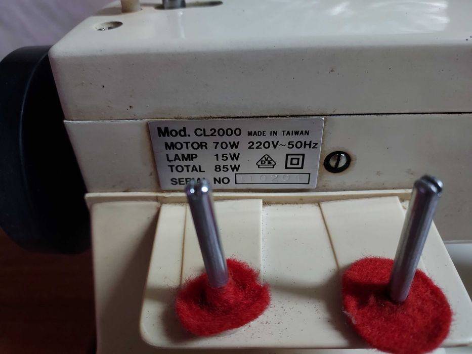 Máquina de Costura Elétrica Oliva – Clássica e Funcional