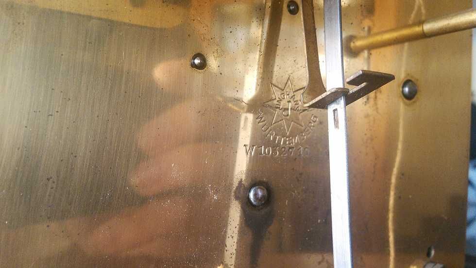 Relógio de parede Junghans