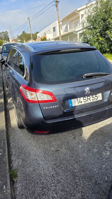 Peugeot 508 SW 2011