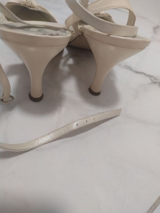 Женская обувь нарядные туфли и босоножки