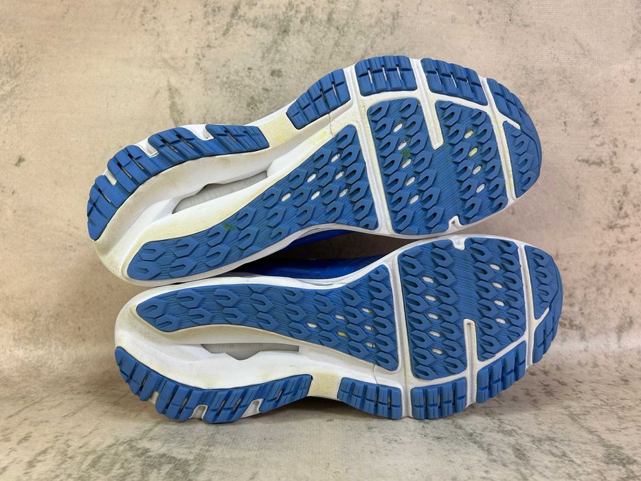 Кроссовки Mizuno Wave Equate 8