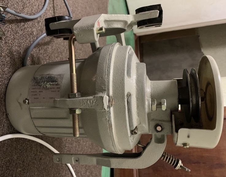 Двигатель к промышленной швейной машине, 2 шт, 380 в