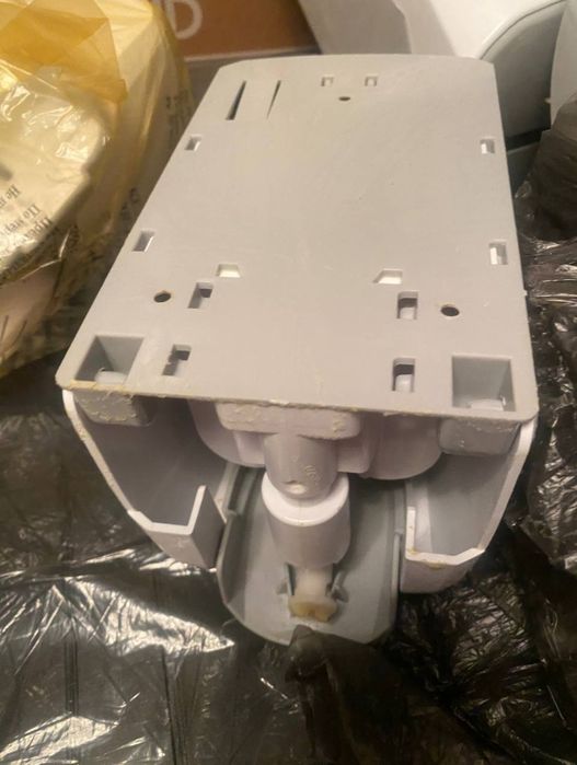 Мыльница настенная для жидкого мыла