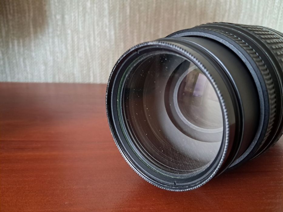 Продам Nikkor af-s 55-300 vr