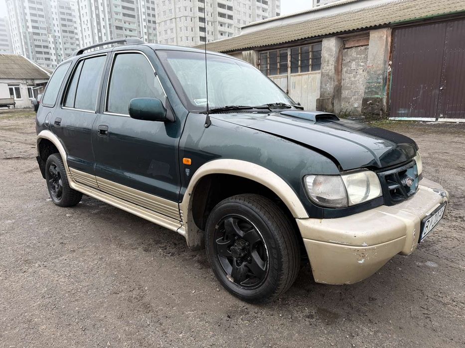 Авто на реалізації.Авто в Україні у Харькові! Хороший на повному приводі джип! Кузов цілий! Рама ціла! Турбіна без проблем! Топлівна без нарікань! Двигун працює гарно без нарікань! Ходова перебрана вся! Повний привід працює без проблем!Коробка супер! Електроніка без проблем! • Салон цілий.Доки ок! 

Машина кожен день на ходу, торг на каву! • 

По домовленостям можлива доставка на позицію та перекраска авто! Пишить на Вайбер скину відео про авто! Авто для ЗСУ!