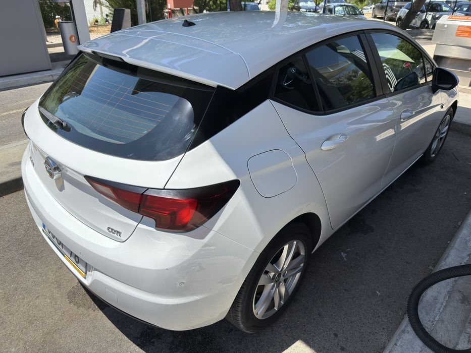 Opel Astra 2018   1.6 diessel
