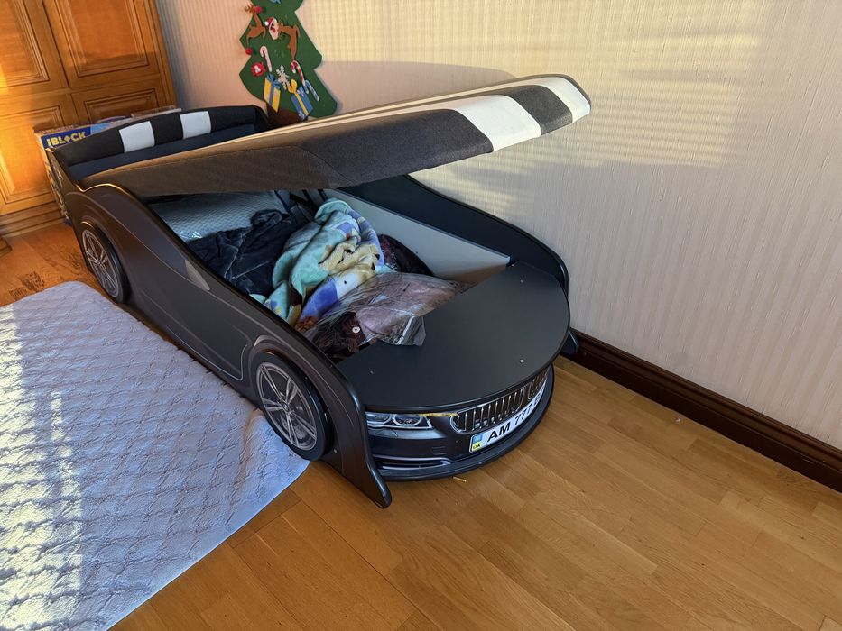Дитяче ліжко-машинка BMW (160х70) з підйомним механізмом
