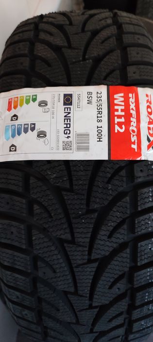 235/55R18 100H Nowe opony zimowe RoadX RXFrost WH12
