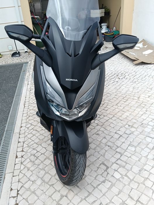 Vendo Honda Forza 350, de 2021, com 34000 km