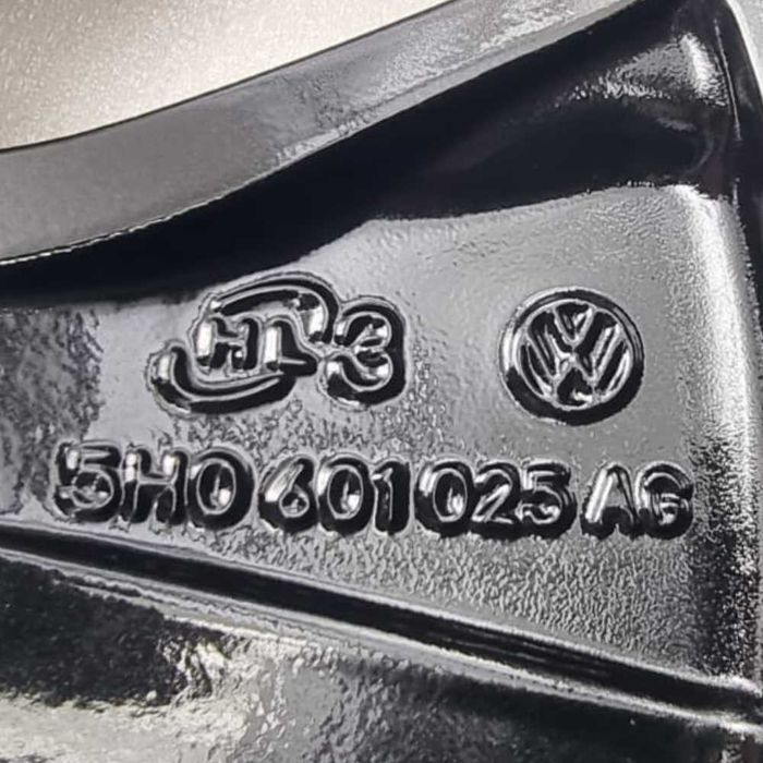 Felgi 16" Audi A3 8V 8P A4 B8 A6 C6 TT 8J Czarny Poler