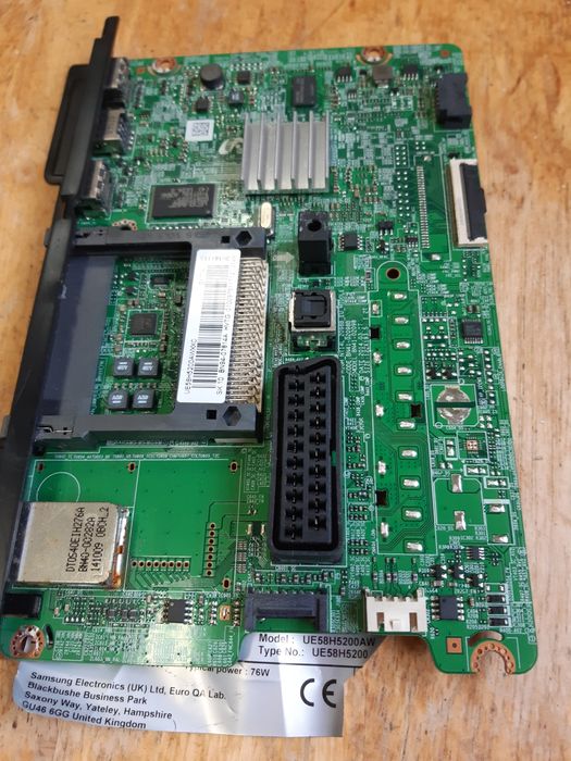 Placas de lcds Samsung Ue32m4005aw