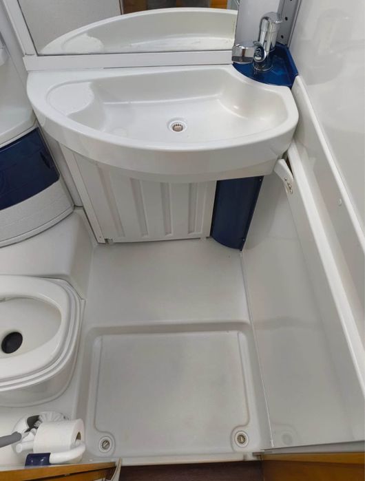 Hymer 644 de 2002, 2800JTD 128cv, c. automática, 115.000km, 6 assentos