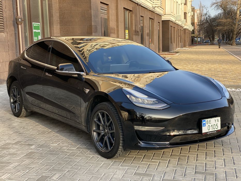 Tesla Model 3 2019