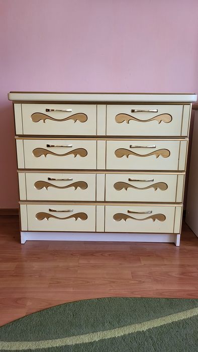 Спальня з масиву бука