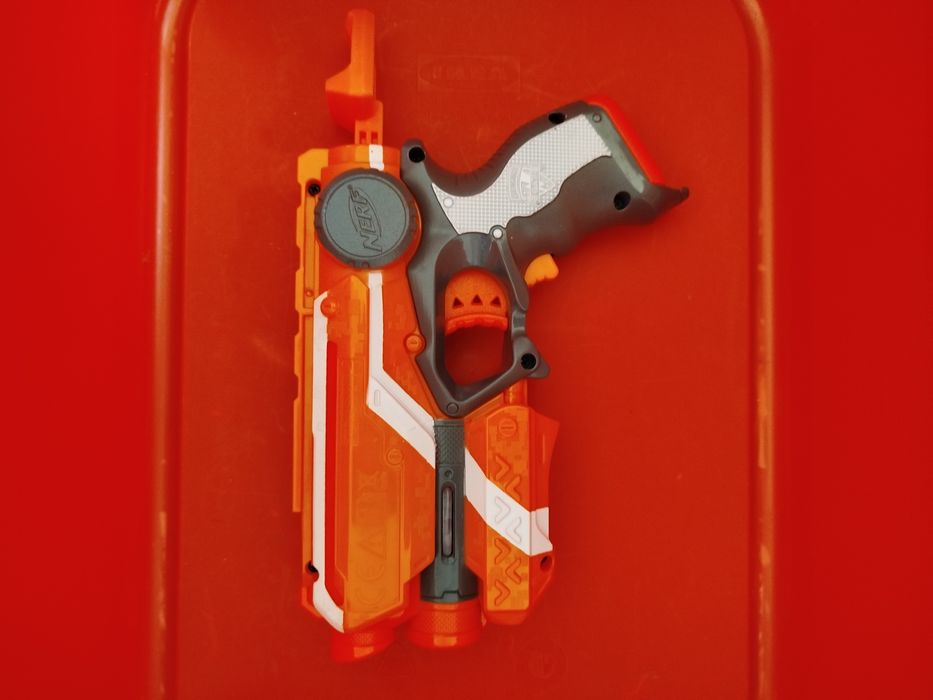 Conjunto de NERFs e acessórios