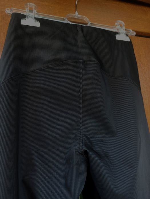 Legginsy La Monne rozmiar S prążkowana ekoskóra  nowe
