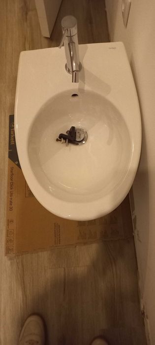 Bidé Sanitana com torneira SEM USO