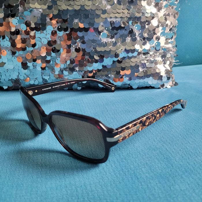 Okulary przeciwsłoneczne Coach z polaryzacją