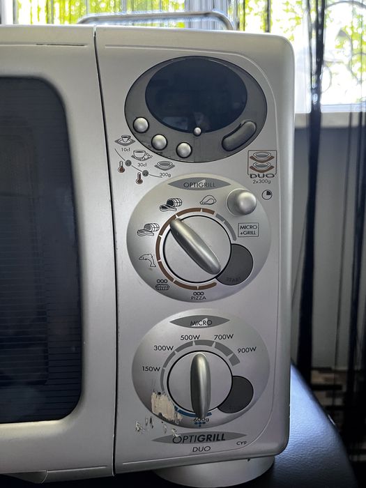 Мікрохвильовка moulinex