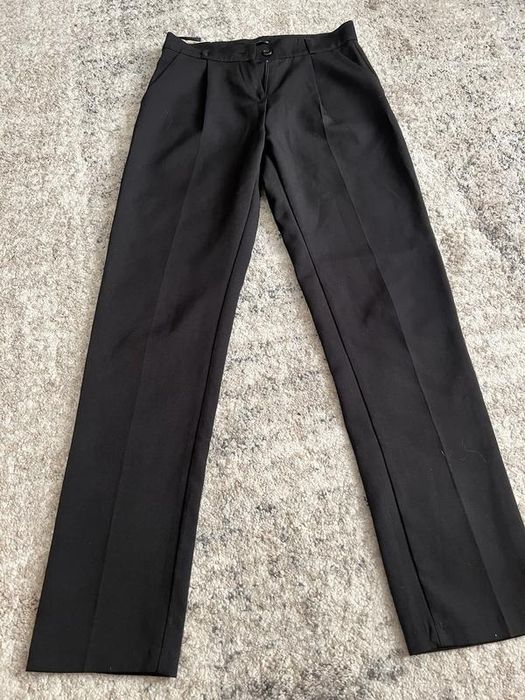 Жіночі чорні брюки