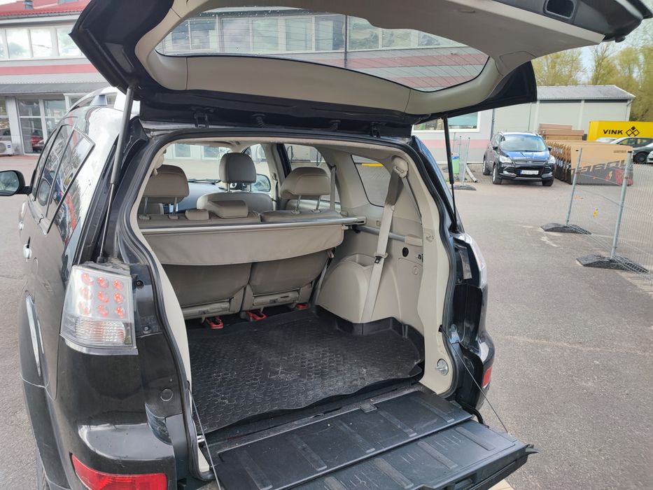 Mitsubishi Outlander II 2.0 DI-D 2008 140 KM