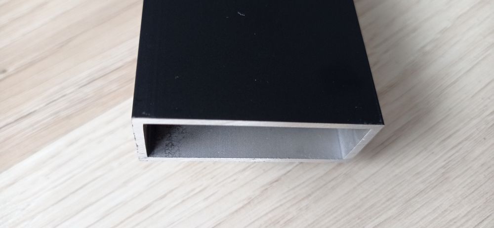 Profil czarny rura alu prosta
