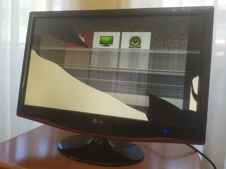 Televisão LG flatron m237wd-pz para aproveitamento de peças