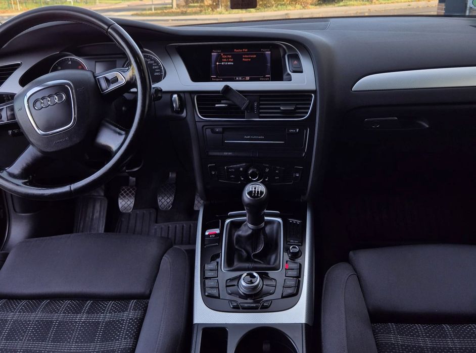 Audi A4 b8 2009r. Doinwestowane  auto