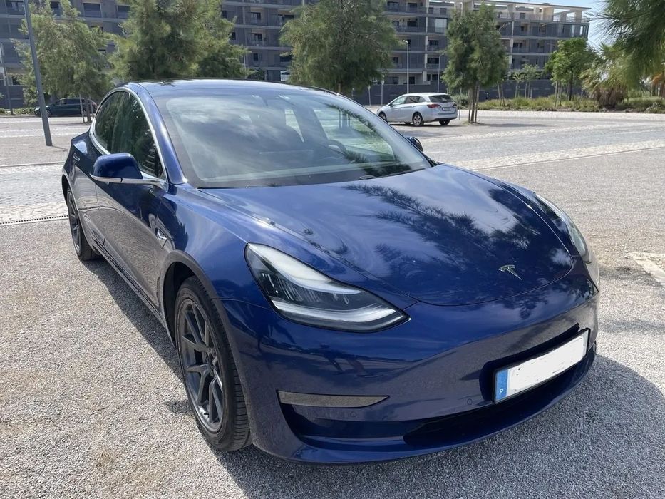 Tesla Model 3 Long Range AWD Dual Motor
