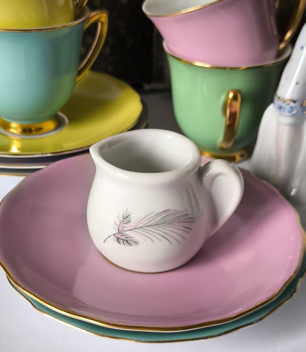 Mlecznik Chodzież piękna stara porcelana