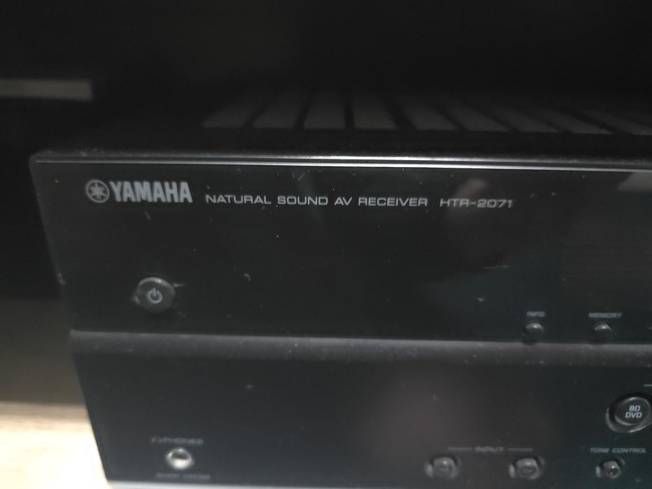 Yamaha HTR 2071 + NS-SWP40