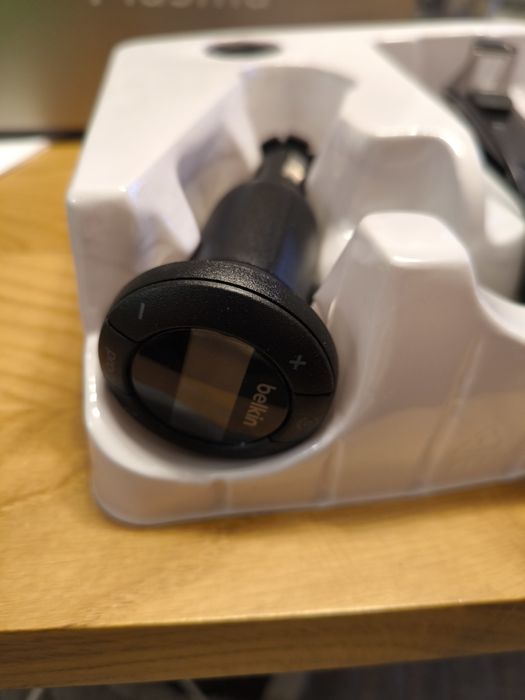 Zestaw głośnomówiący i transmiter FM Belkin iPhone Hands Free FM