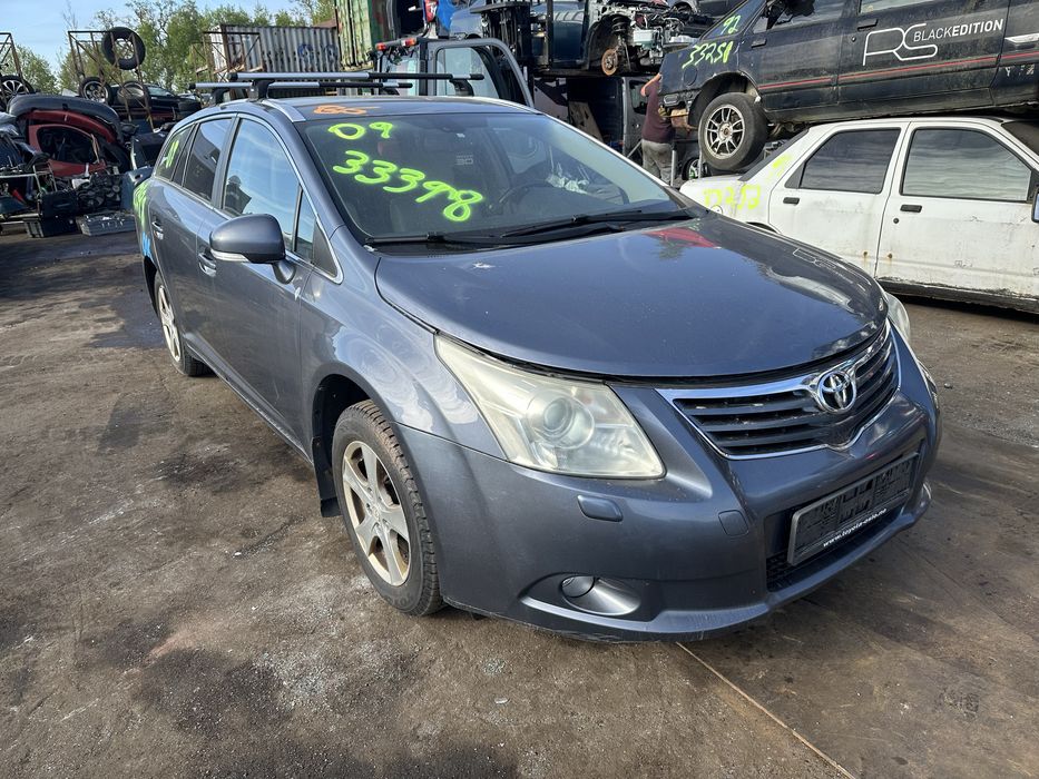 Розборка, Бампер Тойота Авенсіс т27, універсал / Toyota Avensis T27 2.0 дизель D-4D