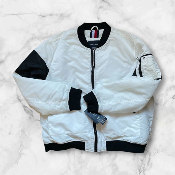 -45% XXL 52 54 Tommy Hilfiger бомбер куртка вітровка ветровка білий