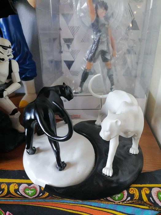 Estátua resina Panthers Yin Yang