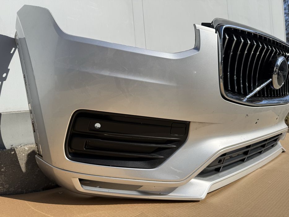 Volvo XC90 2 II Momentum Core zderzak przôd przedni lift