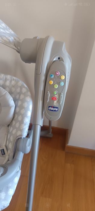 Espreguiçadeira Baloiço Elétrica Chicco Polly Swing Up