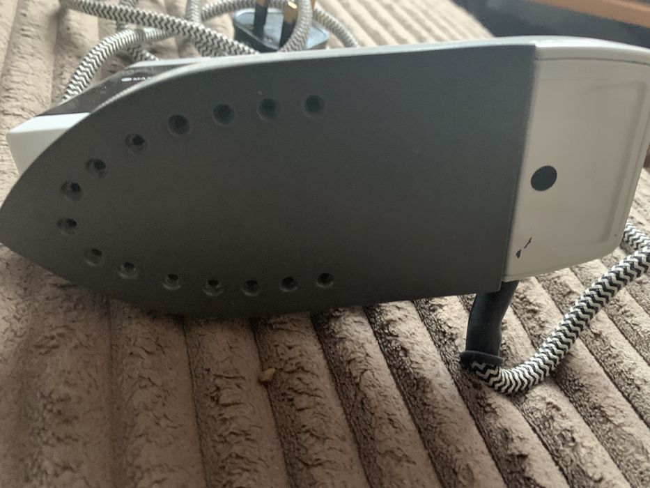 Żelazko turystyczne składane