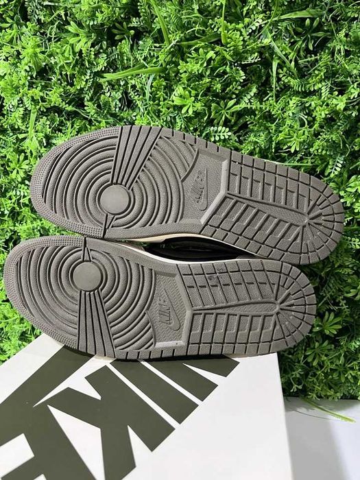 Jordan 1 Retro Low OG SP Travis Scott Olive R.40