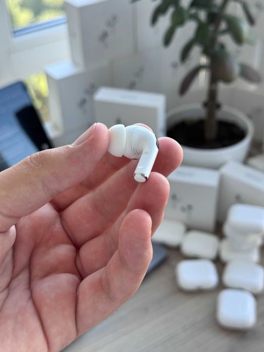 Магазин б/у Лівий AirPods Pro 1 A2084 A2190 A2083 Оригинал