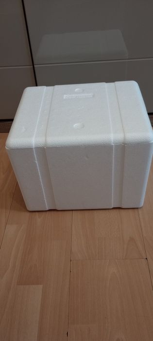 Styrobox mały. .