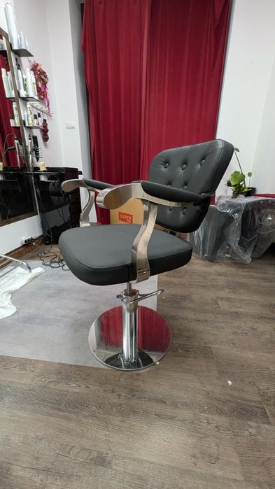 Fotel fryzjerski