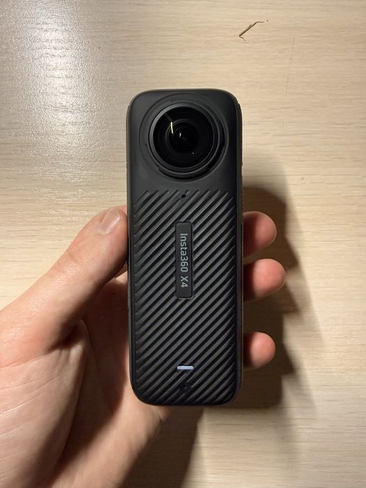 Камера Insta x4 360 + додатковий комплект