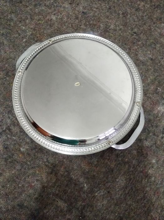 Bandeja metálica
