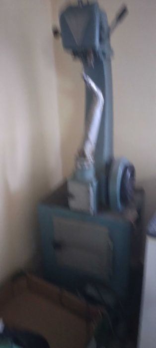 Máquina de coser solas
