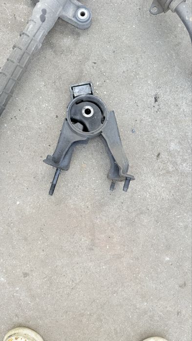 apoio do motor frente toyota corolla e12u ano 2002 1.4 16v gasolina