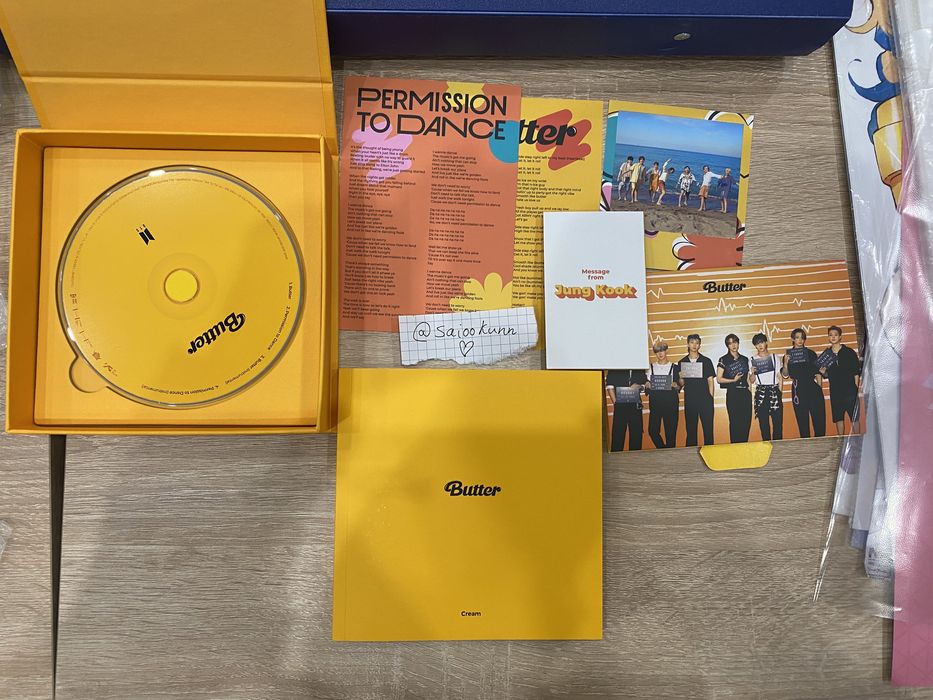 ПРОДАЖ ПІДПИСАНОГО АЛЬБОМУ БТС! bts butter signed Подписанный альбом 3
