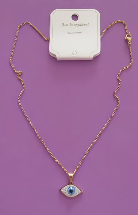 Colar dourado, em aço, com olho Turco azul